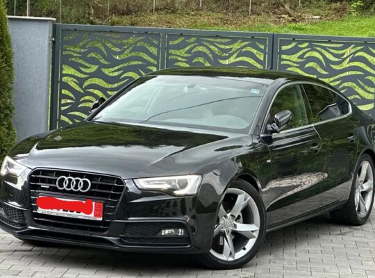 Audi A5 S -Line Plus / Xenon /Navigatie /Quattro /