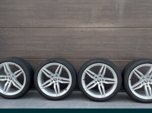 Vând roți de vară Audi
