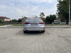 Vând Audi A5 impecabil
