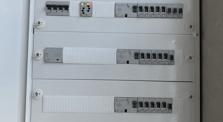 Electrician inginer autorizat Grad 2AB – Servicii Complete