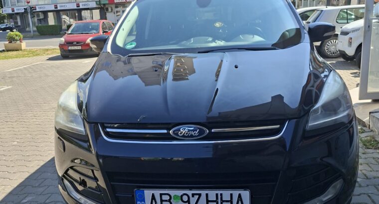 Vand Ford Kuga cutie automanata, negru