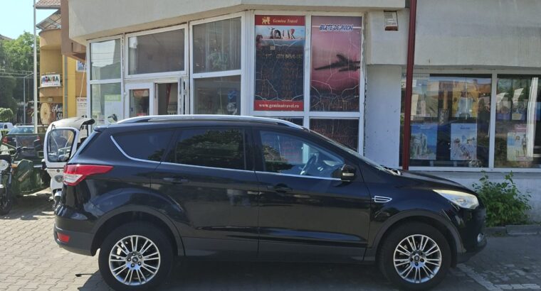 Vand Ford Kuga cutie automanata, negru