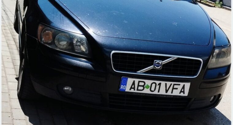 Vând volvo s40